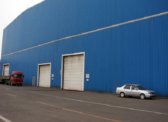 鞍鋼股份冷軋廠---3號生產(chǎn)線提貨現(xiàn)場實地圖片