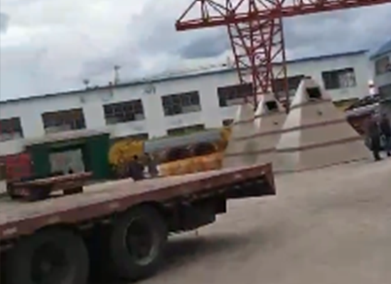 給遼寧某企業(yè)裝載3000噸鋁制品到湖北襄陽(yáng)地區(qū)發(fā)貨！